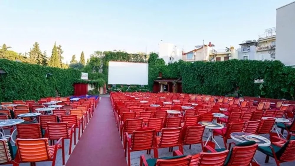 Xem Phim Ngoài Trời Dưới Bầu Trời Đêm Athens