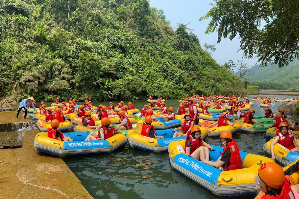 Khu Du Lịch Trượt Thác Hòa Phú Thành