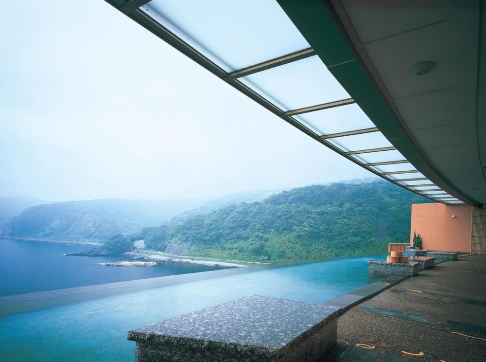 best infinity onsen with views
