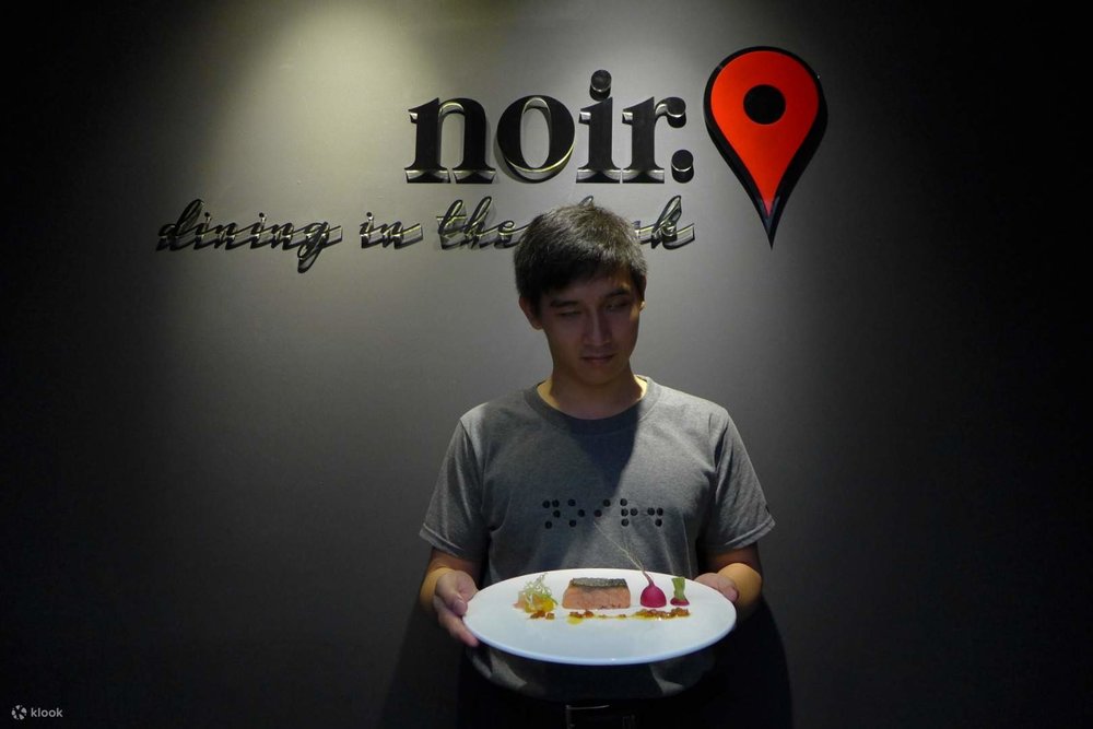 Nhà Hàng Noir. Dining In The Dark Tại Thành Phố Hồ Chí Minh 