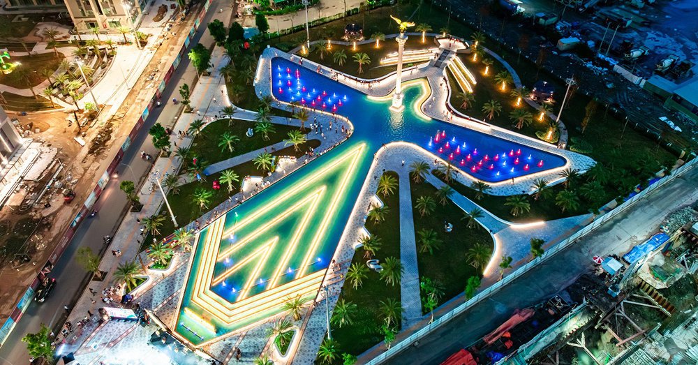 Đến Check-in Tại Quảng Trường Golden Eagle