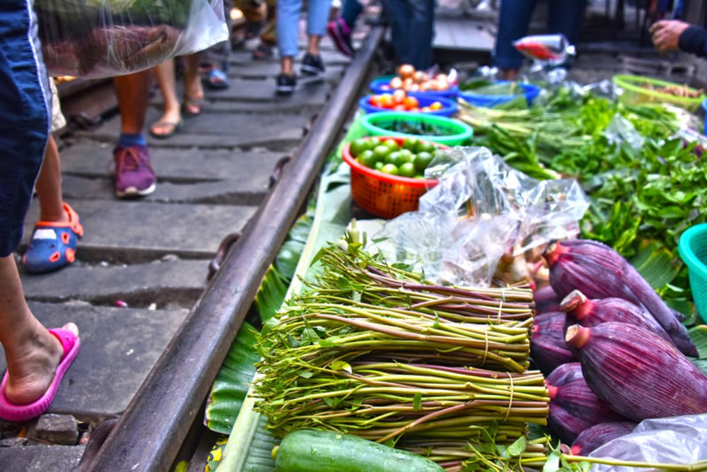 泰國特色市場|美功鐵道市場