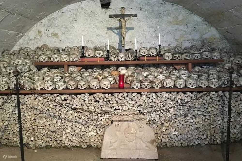 哈修塔特 人骨屋