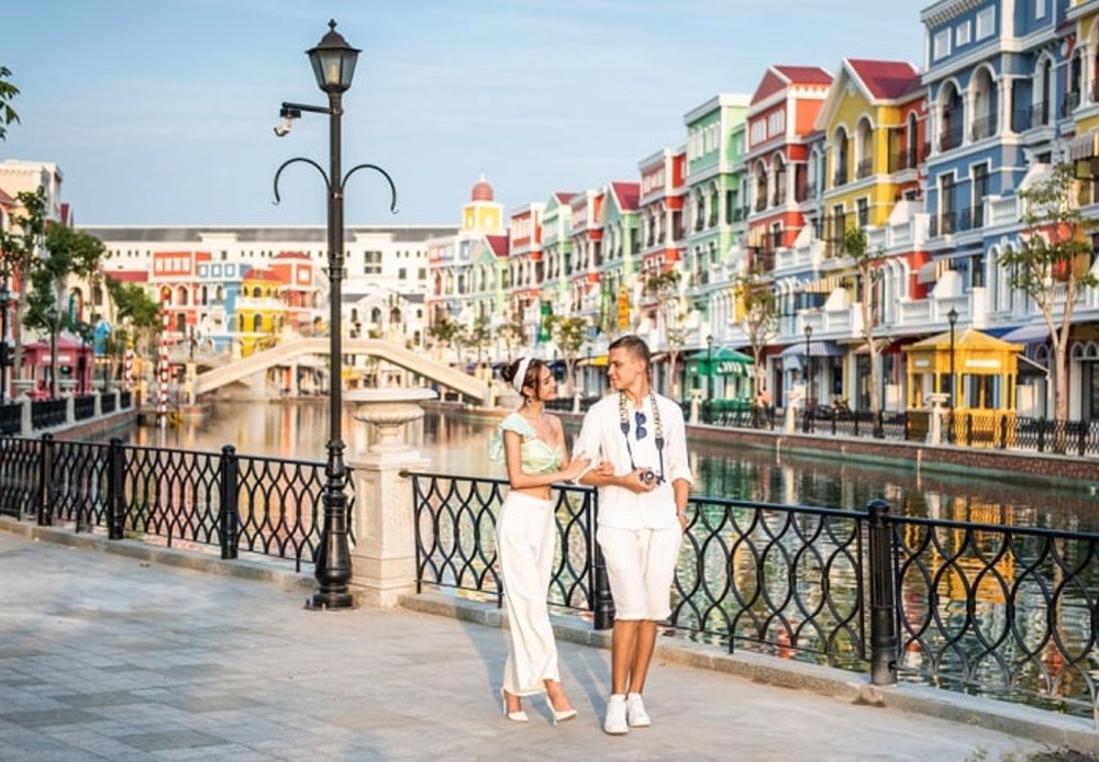 Check-in Tại Các Địa Điểm Ấn Tượng Tại Mega Grand World Hà Nội