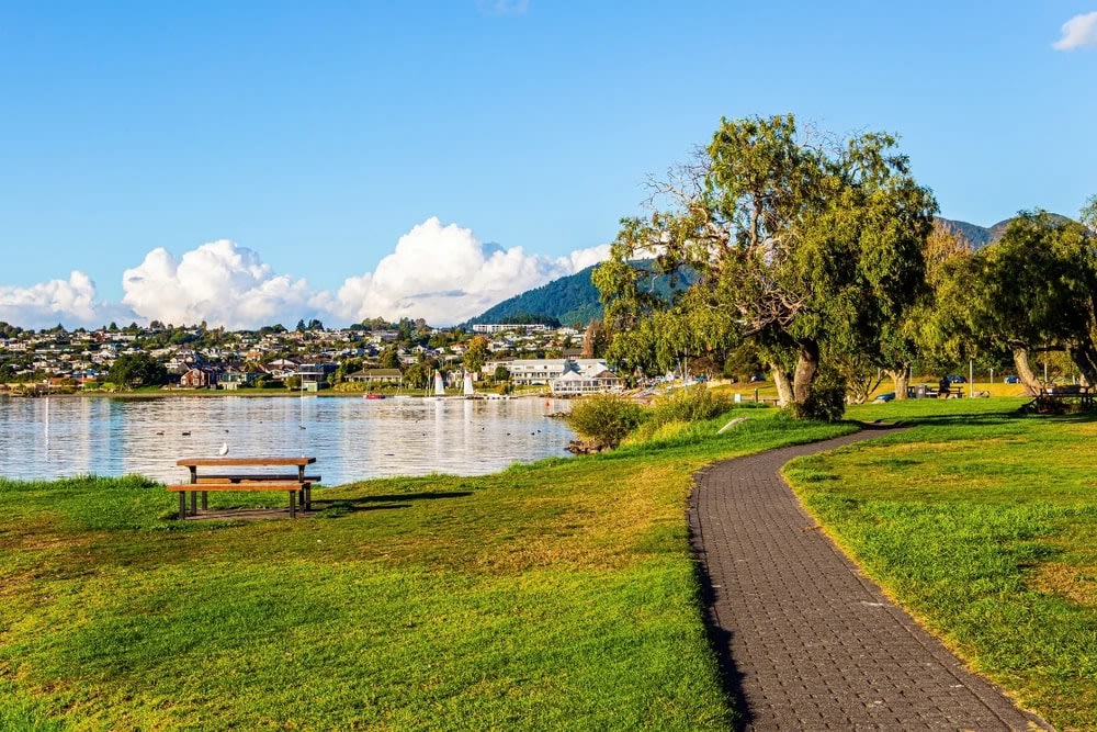Ngày 6: Di Chuyển Từ Rotorua Đến Taupo
