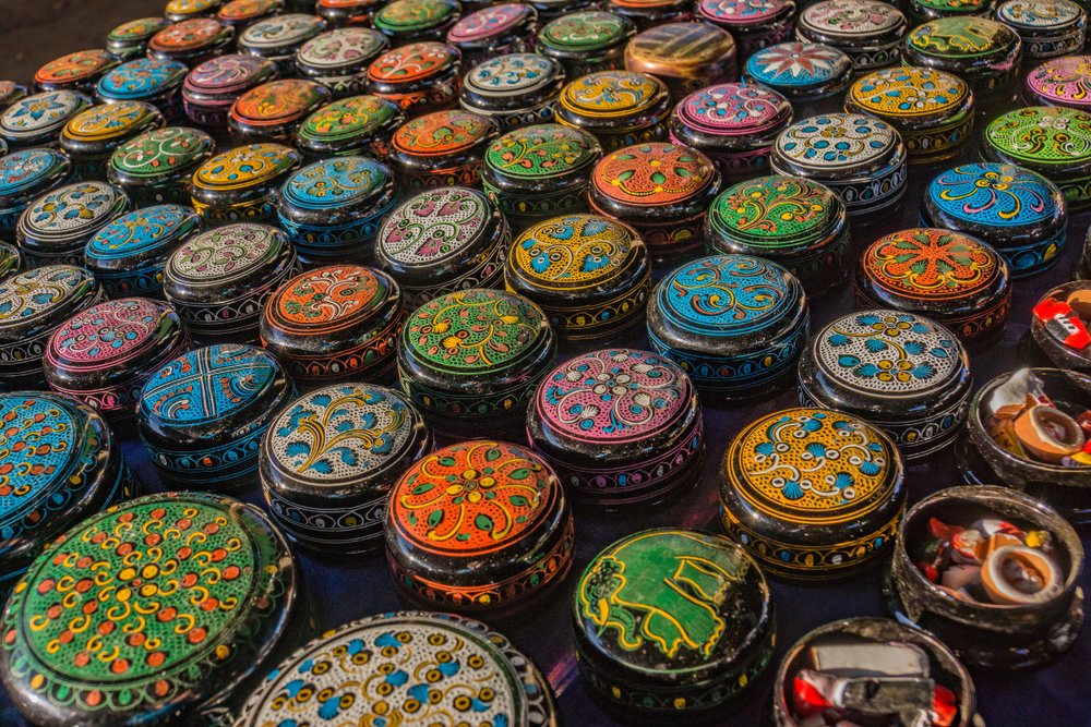 Làm Đồ Sơn Mài Tại Làng Minnanthu