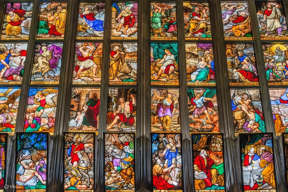 米蘭大教堂 彩色玻璃