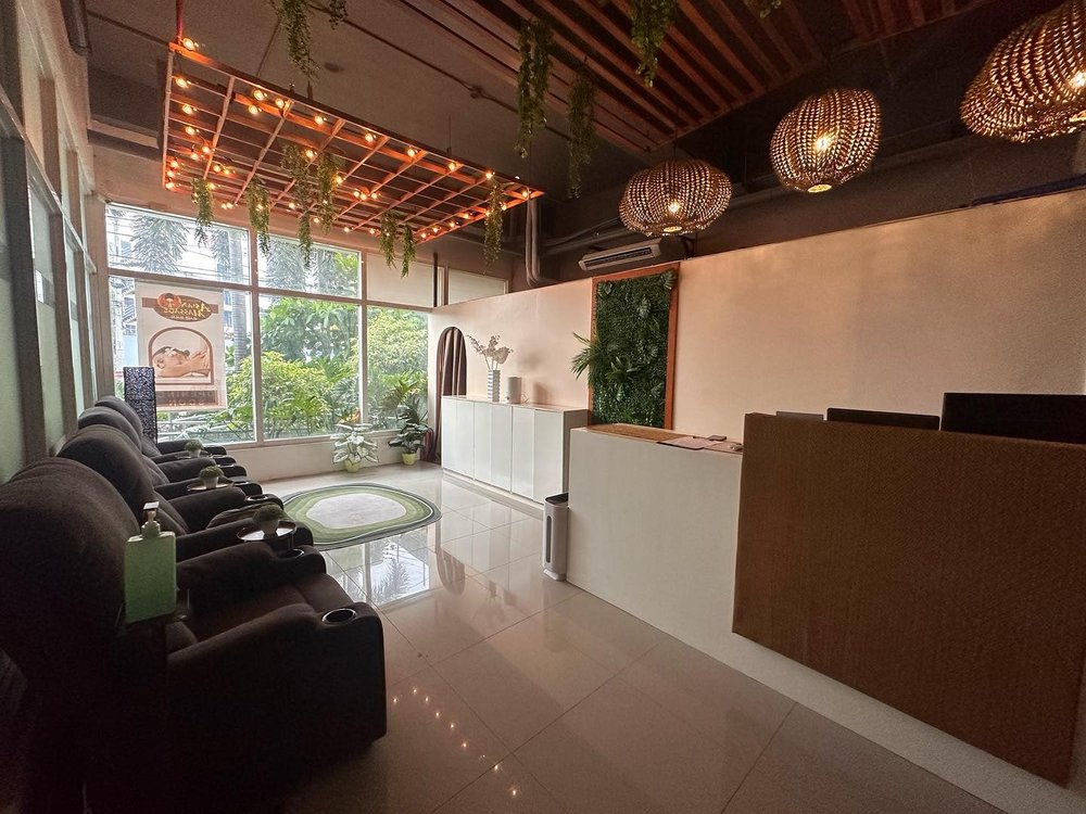 Asian Massage (Source: Facebook/Asian Massage Pasay)