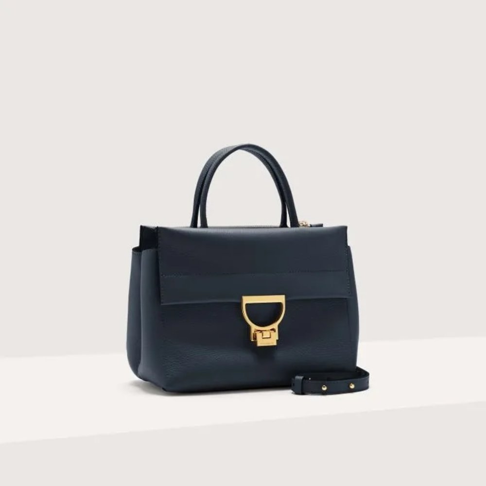 義大利必買包包品牌Coccinelle