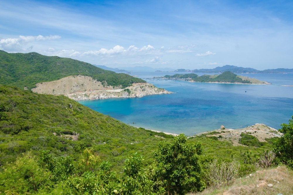 "Lượn lờ" các điểm du lịch lân cận