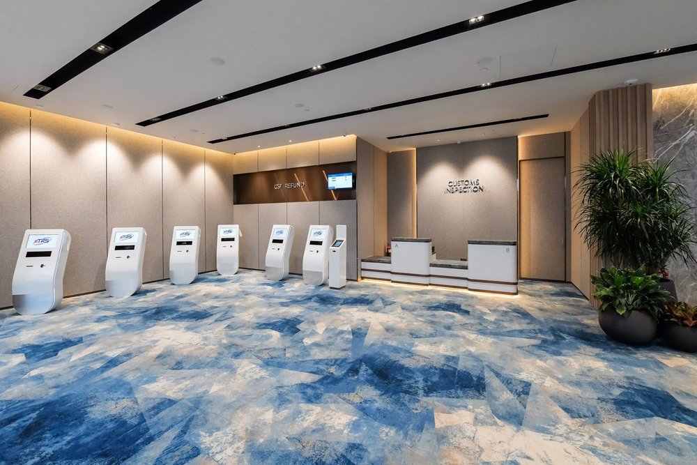 Hoàn Thuế Trực Tiếp Tại Ki-Ốt Tự Phục Vụ eTRS Ở Sân Bay
