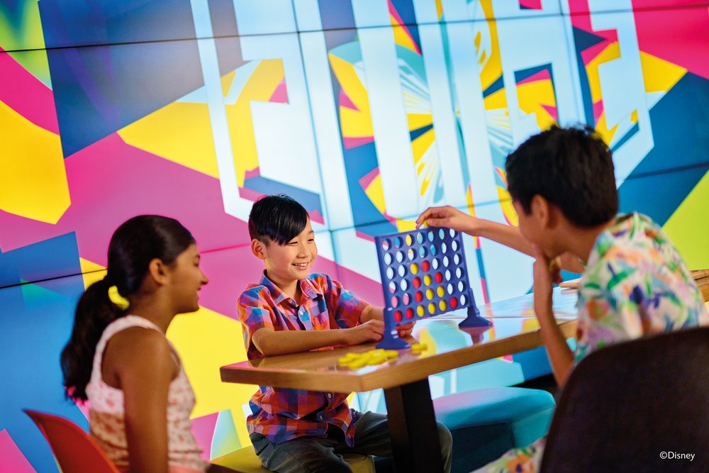 迪士尼郵輪, 迪士尼探險號, 迪士尼郵輪探險號