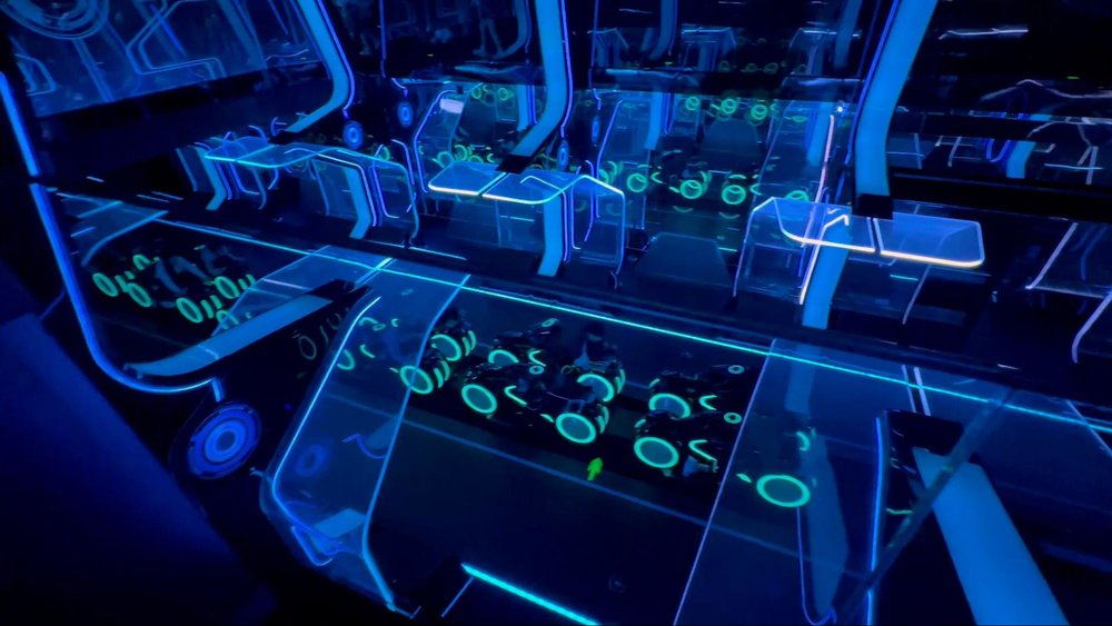 上海ディズニーランド　アトラクション　トロン・ライトサイクル・パワーラン