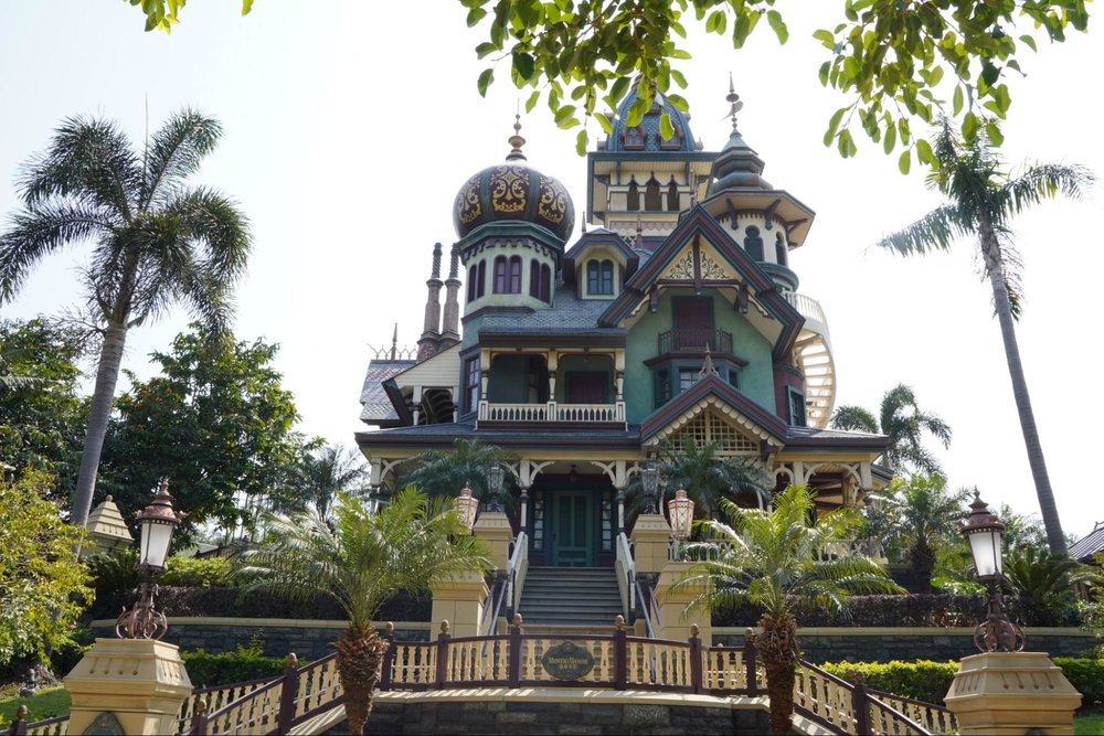 香港ディズニーランドに来たら絶対に買うべきグッズ　ミスティック・マナー　