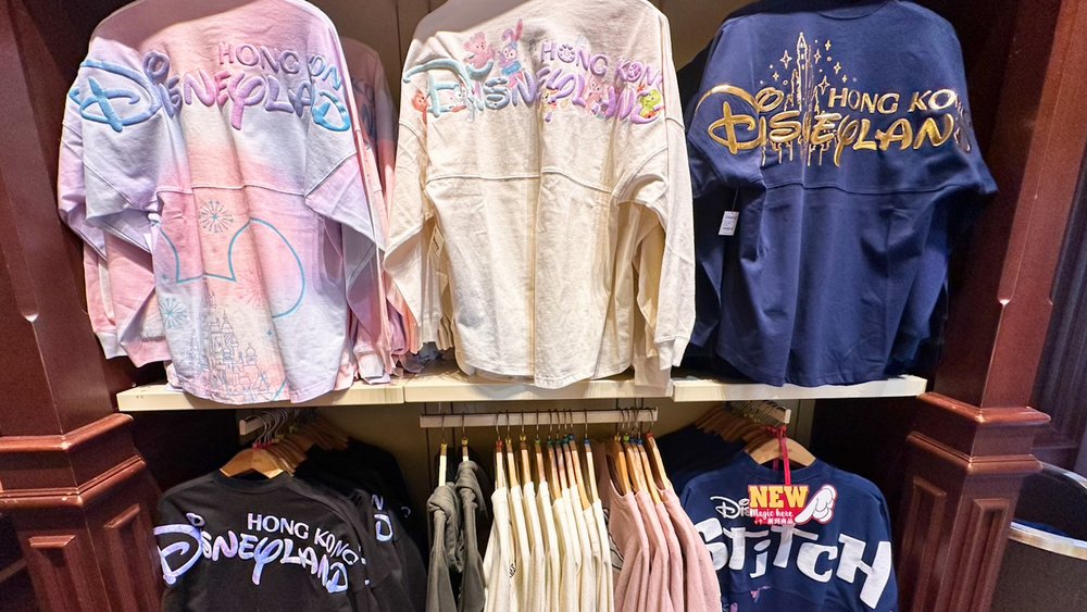 香港ディズニーランドに来たら絶対に買うべきグッズ　スピリット・ジャージー
