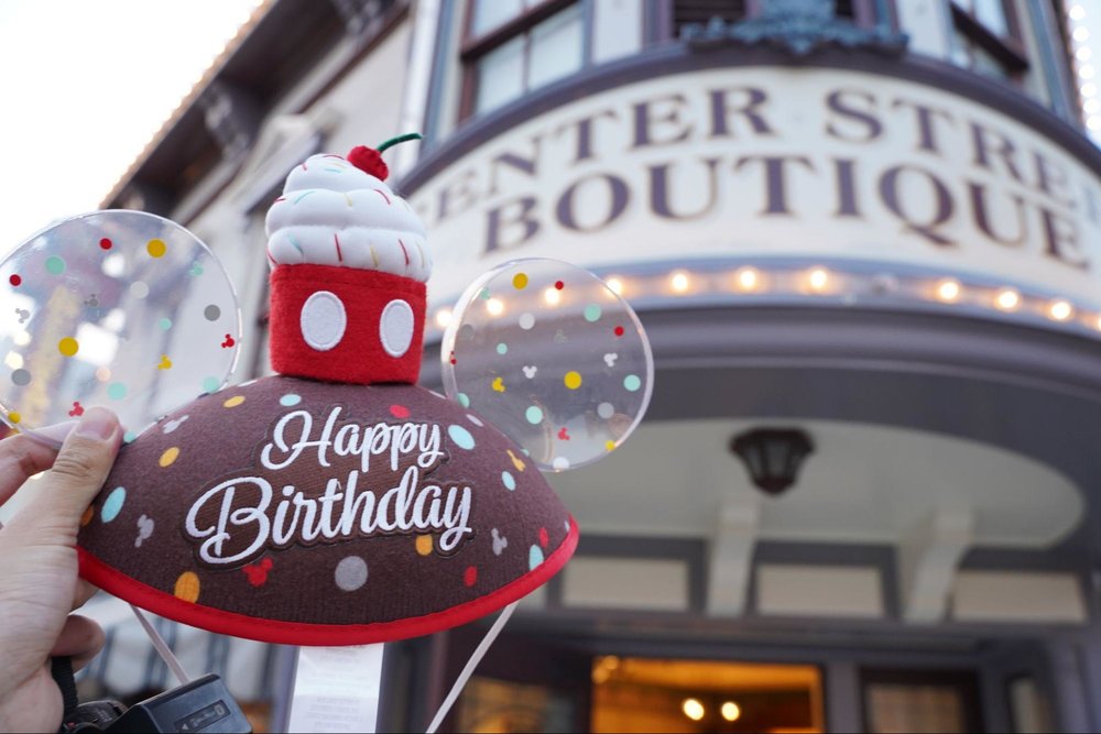 香港ディズニーランドに来たら絶対に買うべきグッズ　センター・ストリート・ブティック　グッズ