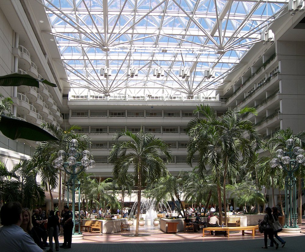 orlando itinerary - Orlando international airport atrium