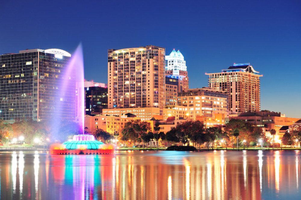 orlando itinerary - orlando skyline at night
