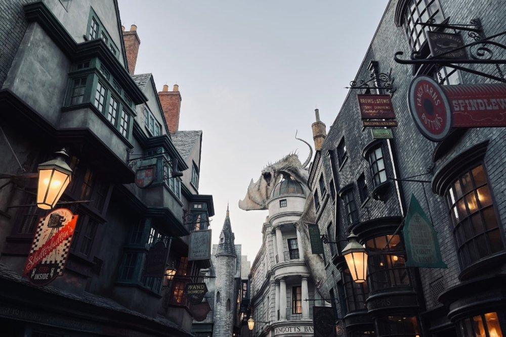 orlando itinerary - Diagon Alley in the Wizarding World of Harry Potter Universal Orlando Resort