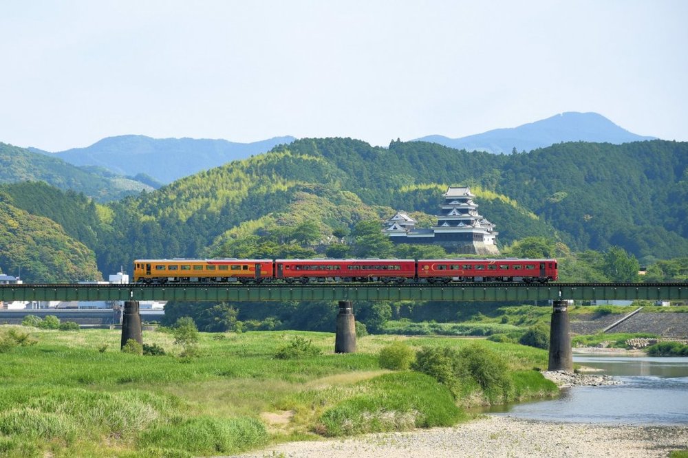 伊予灘物語 行駛中