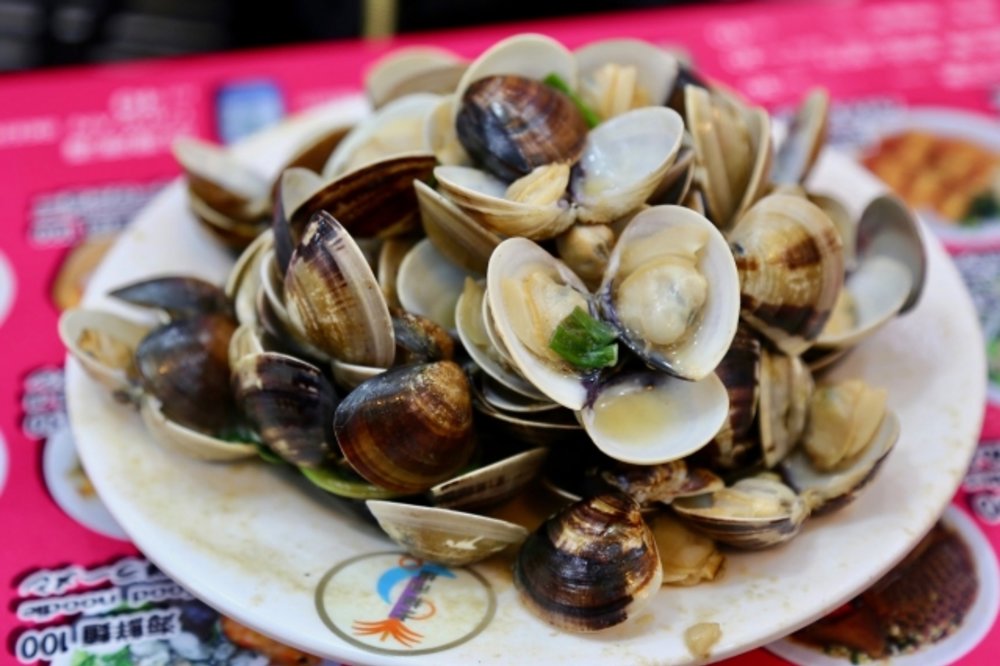 台湾料理 鹹蚋仔(ギャムラアー)