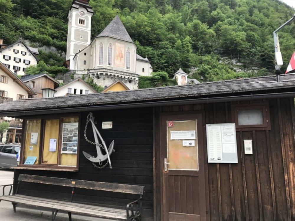 哈修塔特行李寄存處