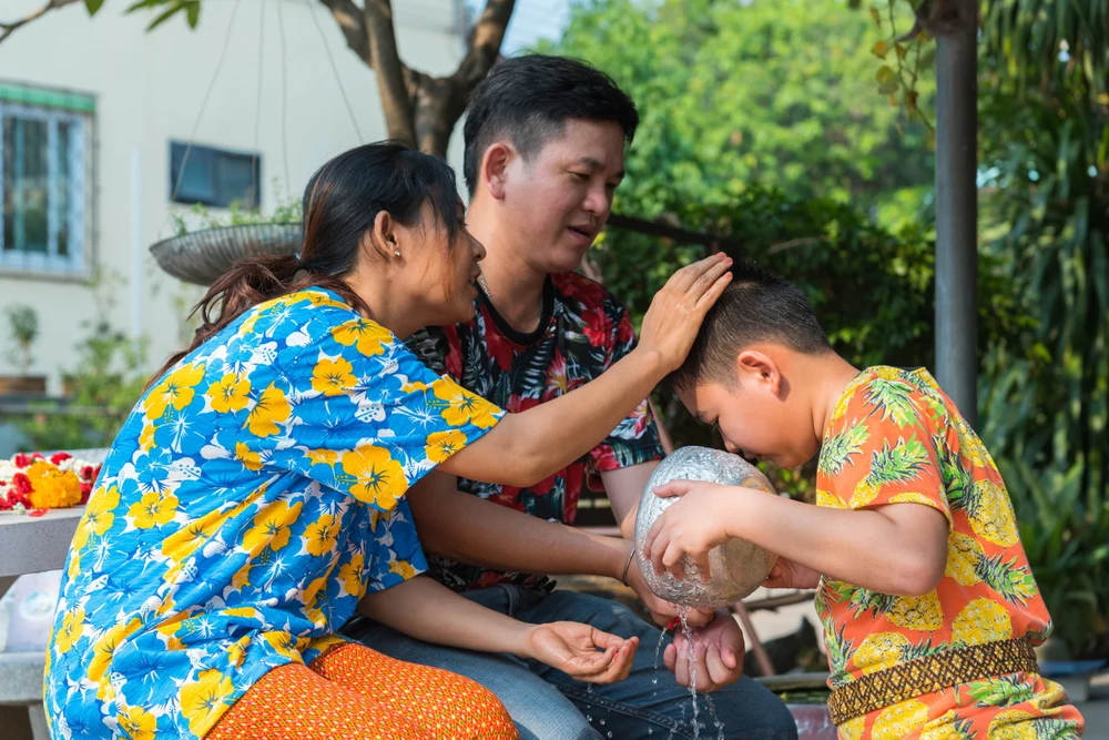 lễ hội té nước songkran