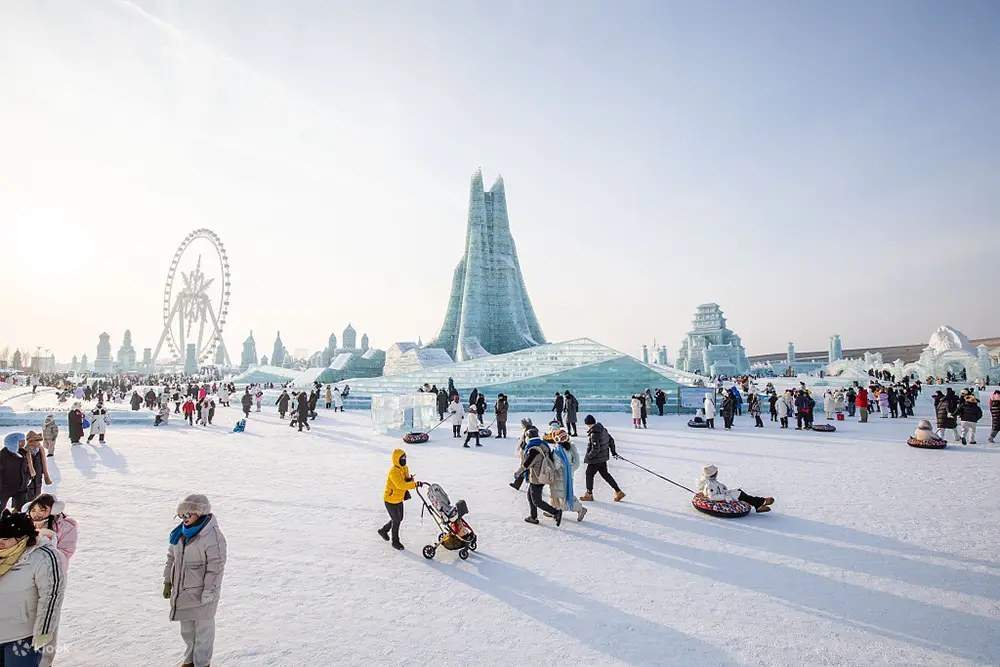 Mùa Đông (Tháng 11 - Tháng 2) - Lạnh, Có Tuyết Ở Miền Bắc