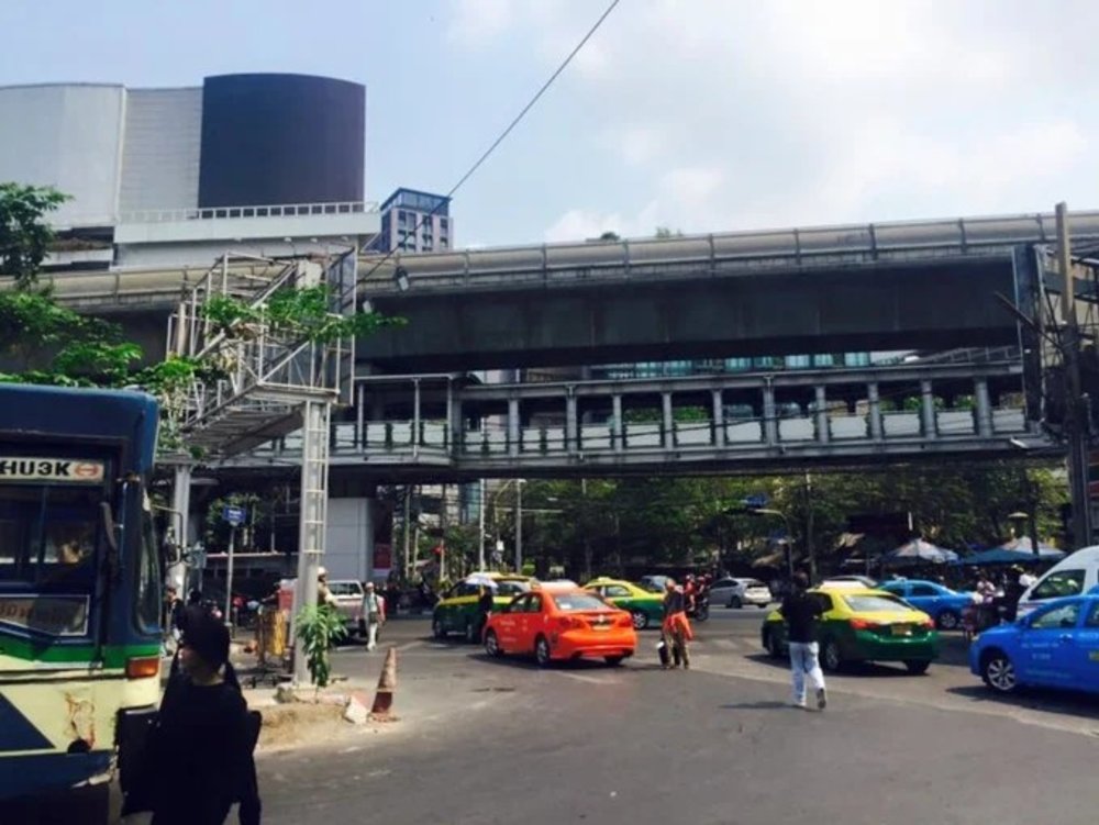 東巴士站鄰近BTS Ekkamai