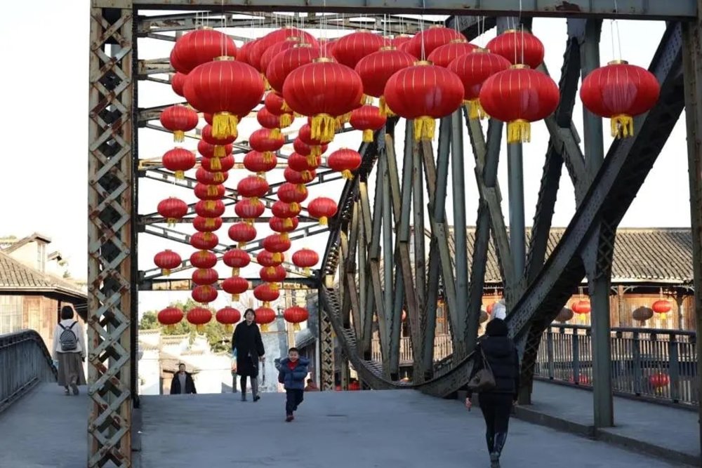 Cầu Sắt Đường Zhejiang – Biểu Tượng Đầy Chất Điện Ảnh