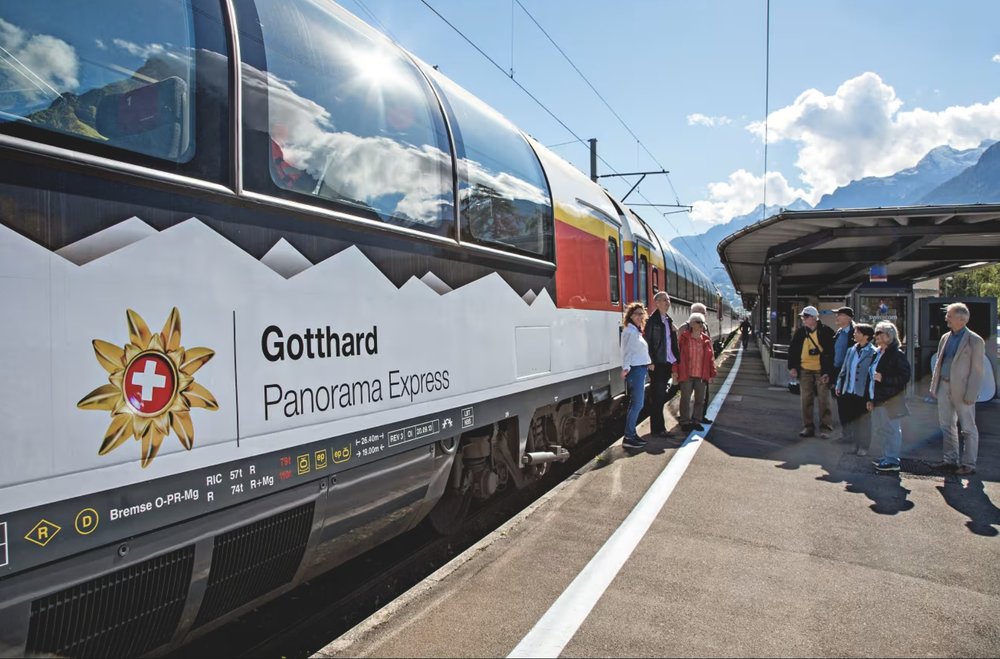 5. 聖哥達全景快車（Gotthard Panorama Express）
