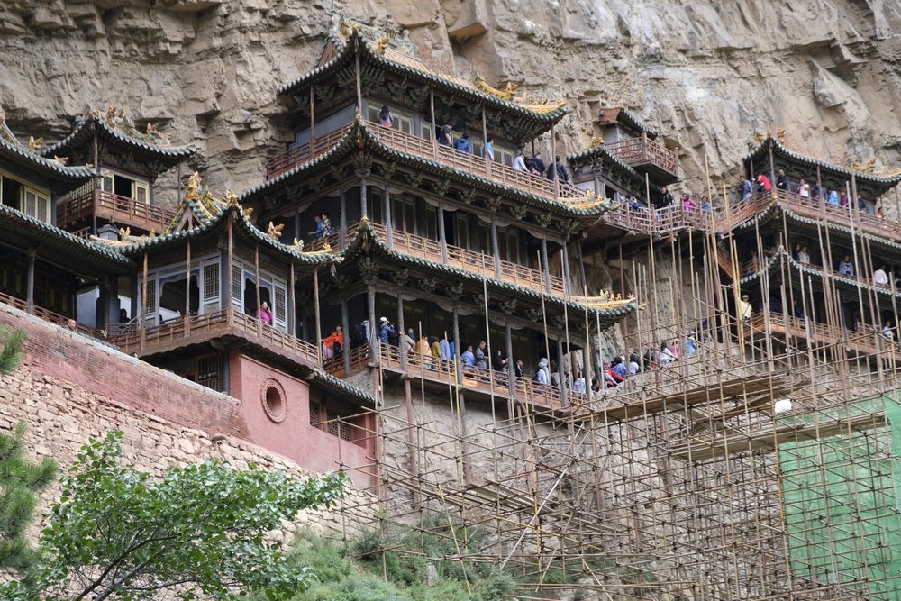 Một Số Điều Cấm Kỵ Khi Tham Quan Chùa Treo Huyền Không