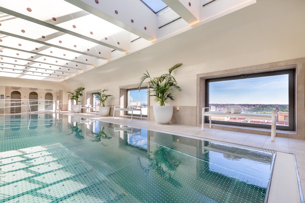 巴塞羅馬德里大樓飯店（Barceló Torre de Madrid）