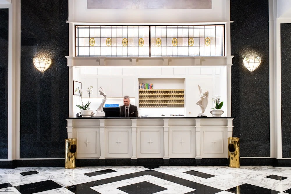 巴徹利里飯店 (Hotel Berchielli)