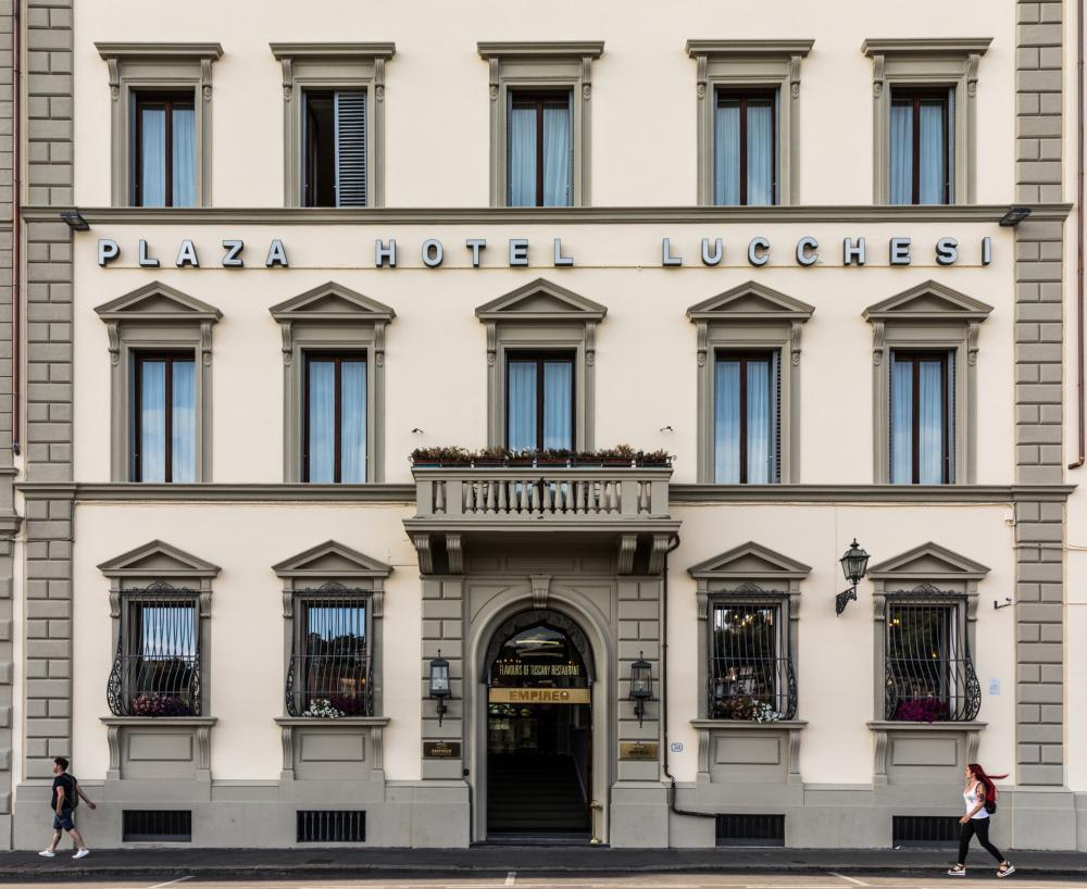 盧凱西廣場飯店 (Plaza Hotel Lucchesi)