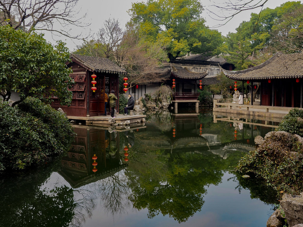 Dạo Bộ Thư Giãn Tại Thoái Tư Viên