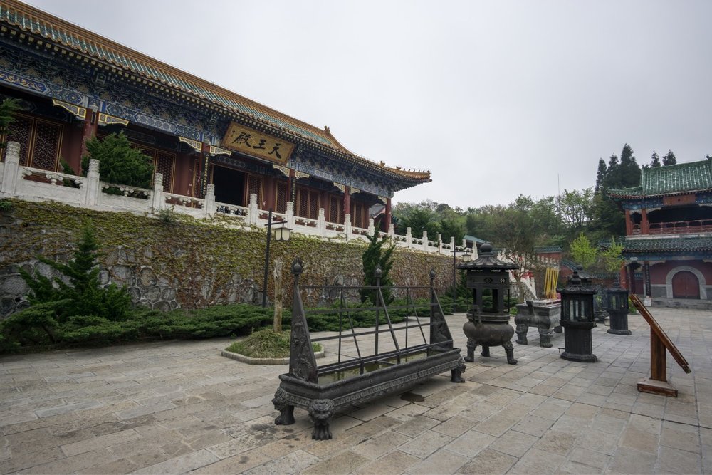 Viếng Đền Thiên Môn Linh Thiêng