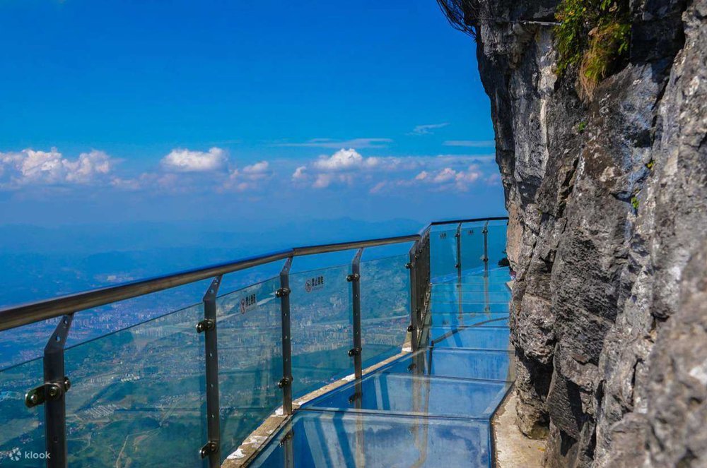 Thiên Môn Sơn Mùa Nào Đẹp Nhất?