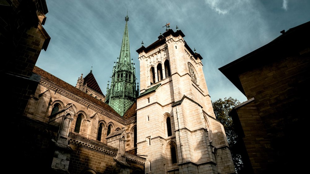 Nhà Thờ Saint Pierre Cathedral
