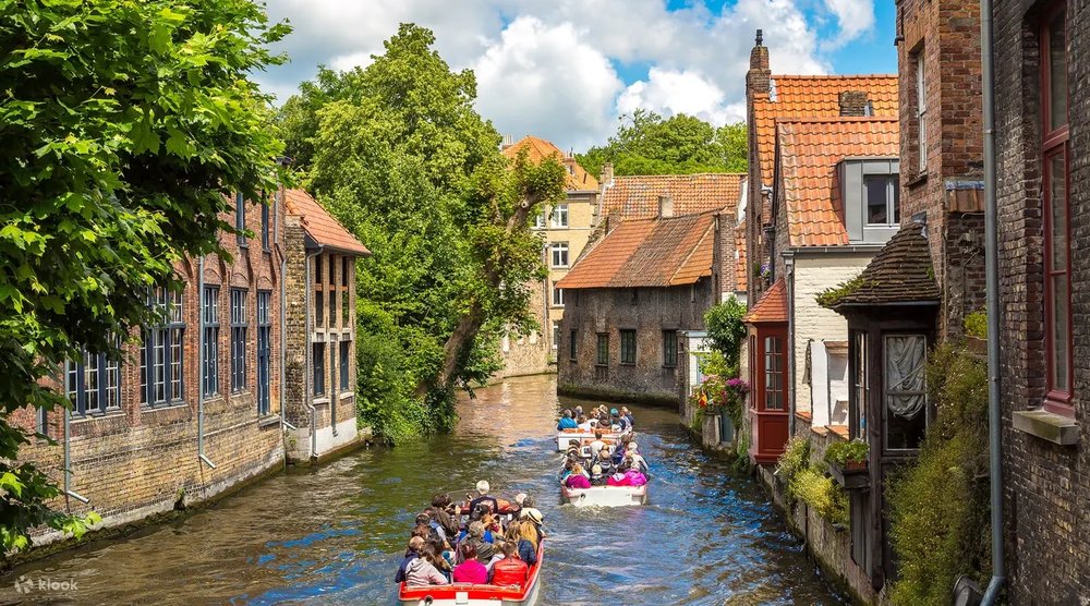 du lich amsterdam tu tuc