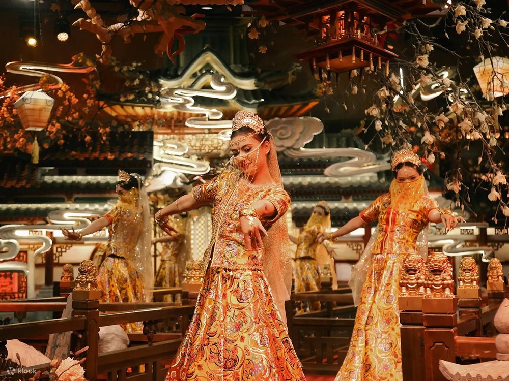 lan-dau-du-lich-trung-quoc