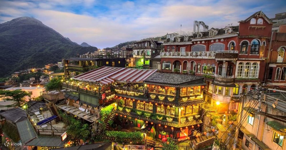 Cửu Phần (Jiufen) – Thị Trấn Cổ Kính Nổi Tiếng Với Đèn Lồng Đỏ