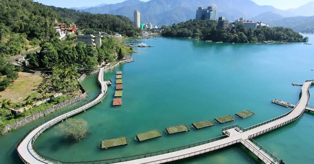 Hồ Nhật Nguyệt (Sun Moon Lake) – Viên Ngọc Bích Của Nam Đầu