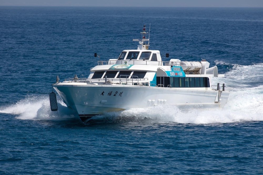 Trải Nghiệm Hành Trình Trên Biển Bằng Phà