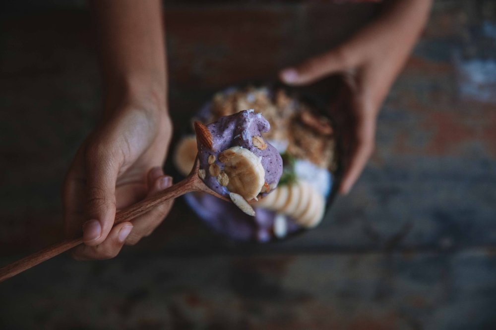 Roots Plant-based Café – Tiệm Bánh Và Cà Phê Ấm Cúng