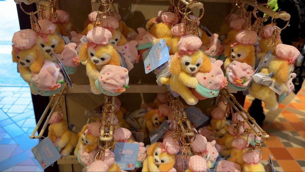 香港ディズニーランド　ダッフィー　ダッフィー&フレンズ　グッズ　2025　ぬいぐるみストラップ
