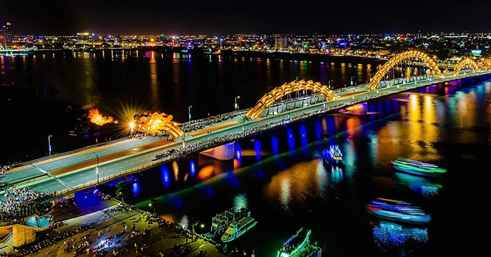 Cầu Rồng Phun Nước - Lửa