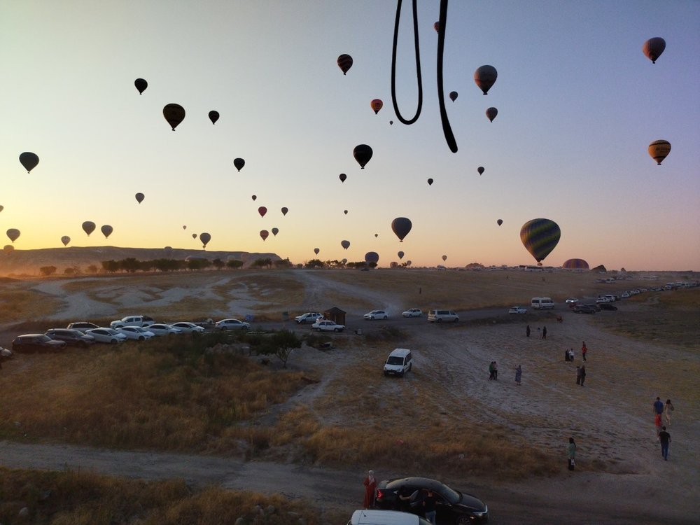 トルコ🇹🇷  カッパドキアでの気球ツアー 気球　朝日