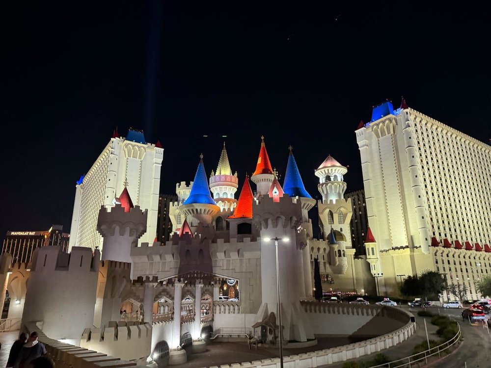 ラスベガス おすすめ カジノ エクスカリバー・ホテル＆カジノ （Excalibur Hotel & Casino）