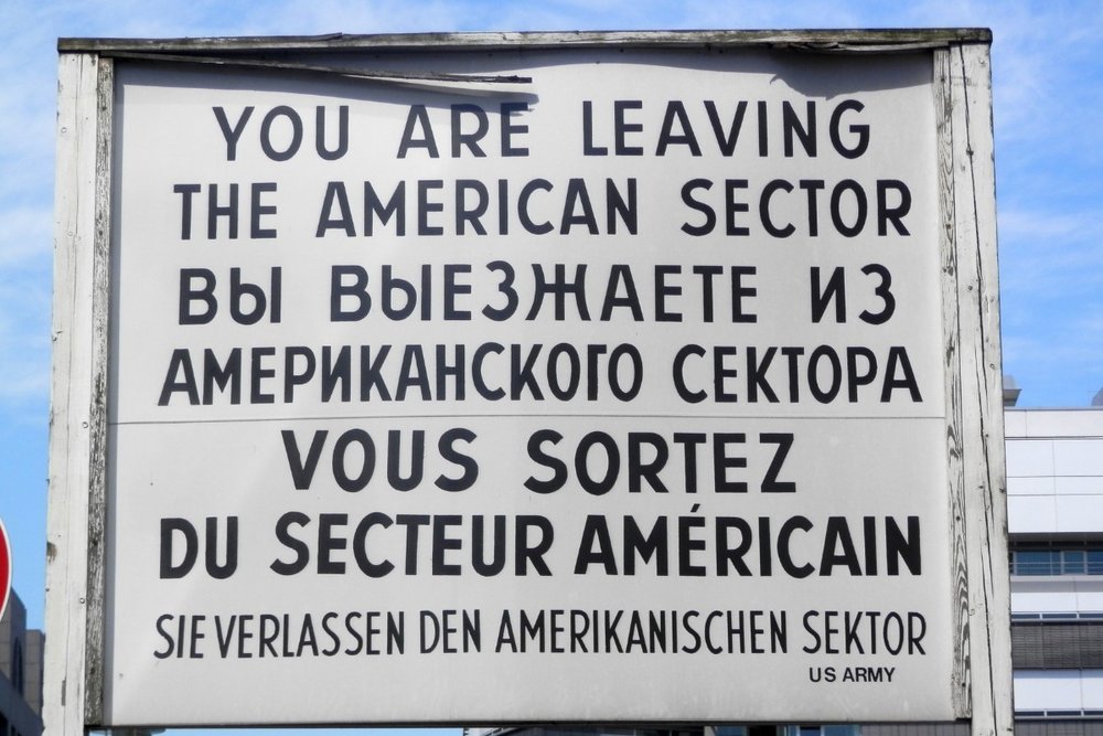 Checkpoint Charlie – Di Tích Thời Chiến Tranh Lạnh